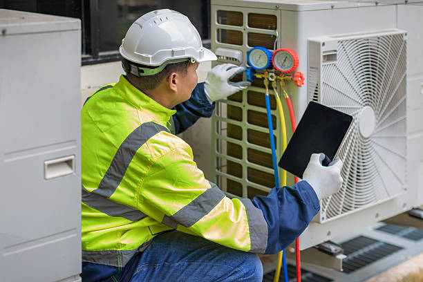 Professional Hvac technician working in Salem, MA